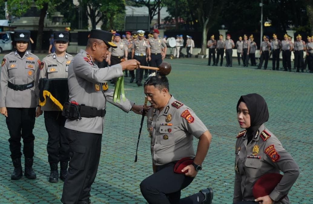 Momentum Syukur Awal Tahun, Kapolda Jabar Pimpin Korps Rapor 588 Personel Periode 1 Januari 2026