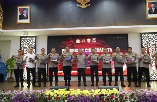 Pimpin Sertijab Sejumlah Pejabat Utama dan Kapolres, Kapolda Jabar: ‘Upaya Penyegaran Organisasi Polri 2026’