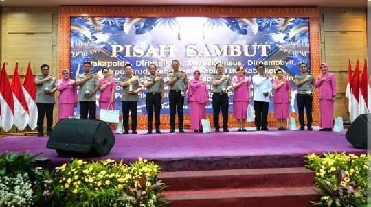 Kapolda Sumsel Pimpin Pisah Sambut PJU dan Kapolres, Dirres PPA-PPO Resmi Dilantik