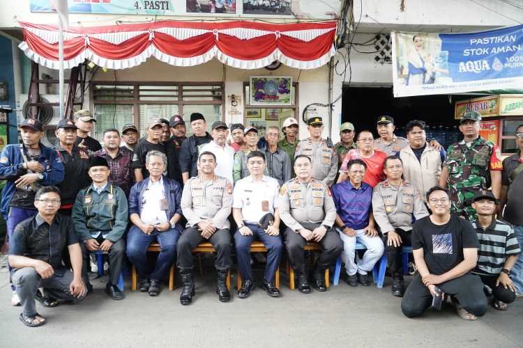 Ngopi Kamtibmas Bersama Kapolres Jakbar, Wadah Curhat Warga Tambora untuk Jakarta Barat yang Aman