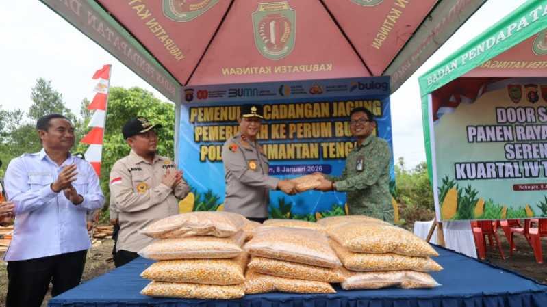 Polda Kalteng Serahkan 3,5 Ton Jagung ke Bulog pada Panen Raya Kuartal IV di Katingan