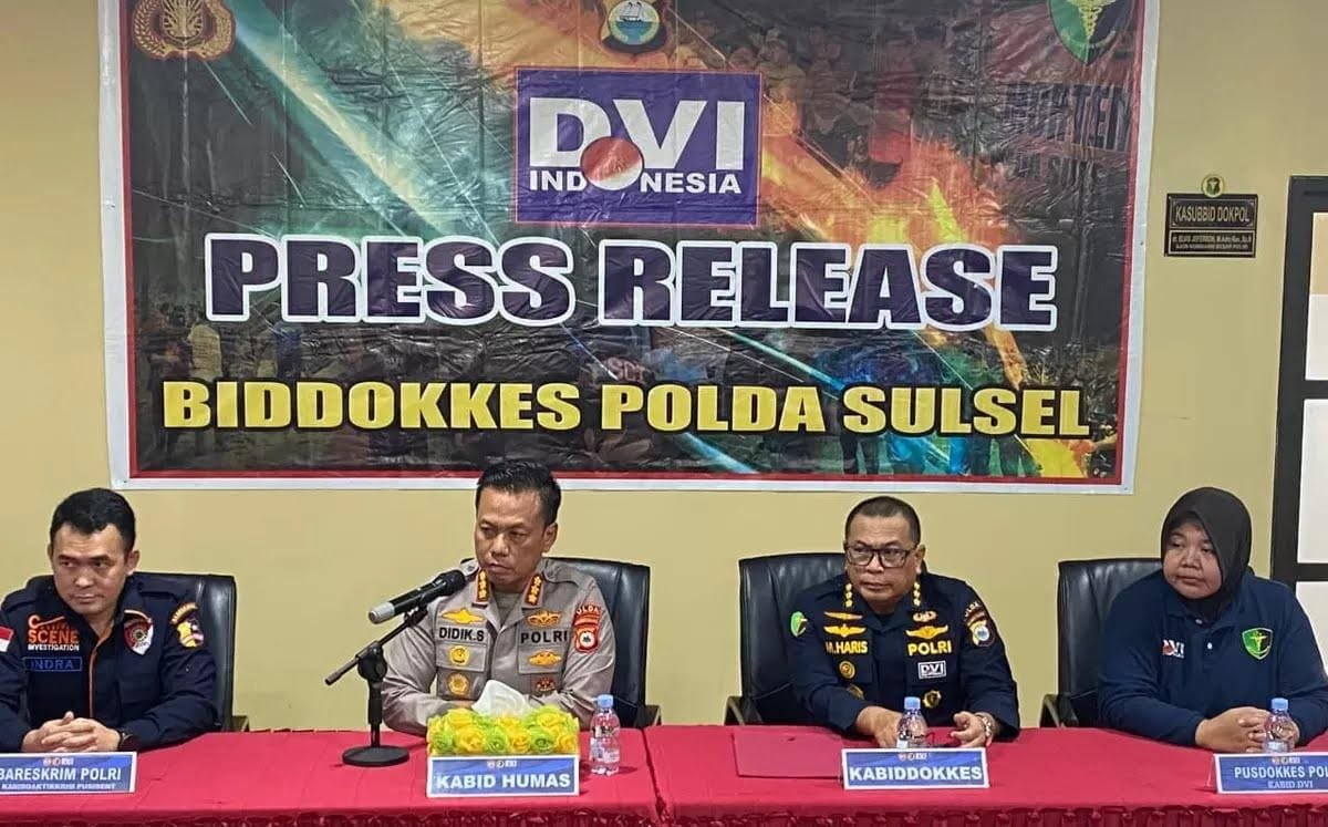 Biddokkes Polda Sulsel Gelar Press Release Penanganan Korban Laka Pesawat ATR 42-500