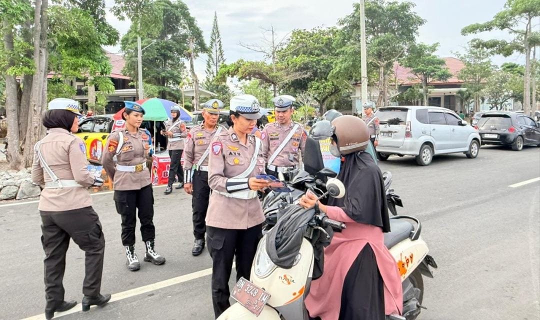 Satgas Preemtif Ops Keselamatan Tinombala 2026 Intensifkan Edukasi Lantas di Kampung Nelayan Palu