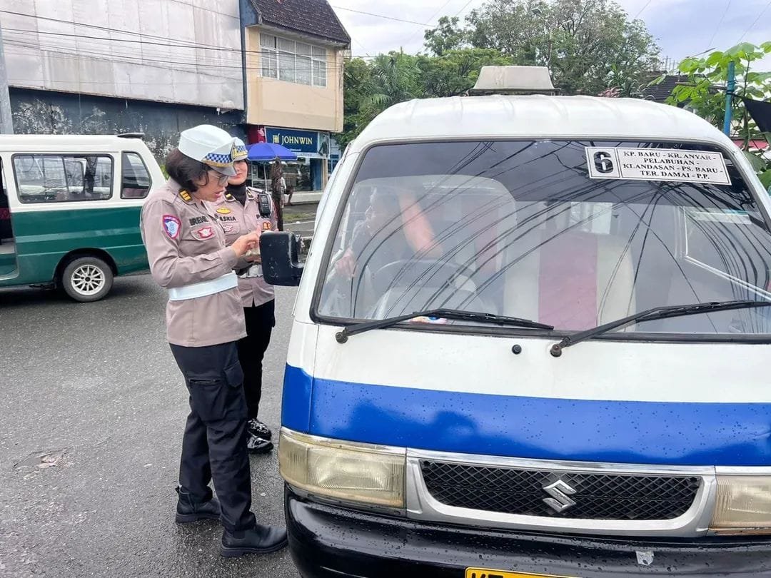 Ops. Keselamatan Mahakam 2026, Gencarkan Sosialisasi serta Himbauan tentang Kamseltibcarlantas di Area Pusat Keramaian