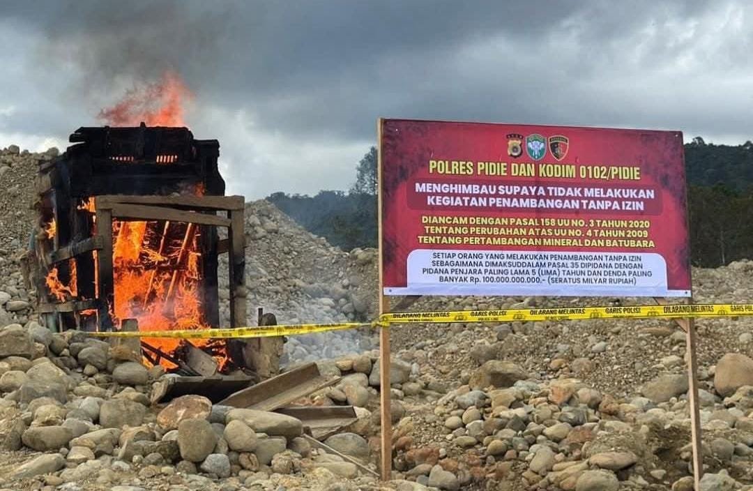 Gempur Tambang Emas Ilegal di Geumpang, Polda Aceh Musnahkan Alat dan Amankan Bukti