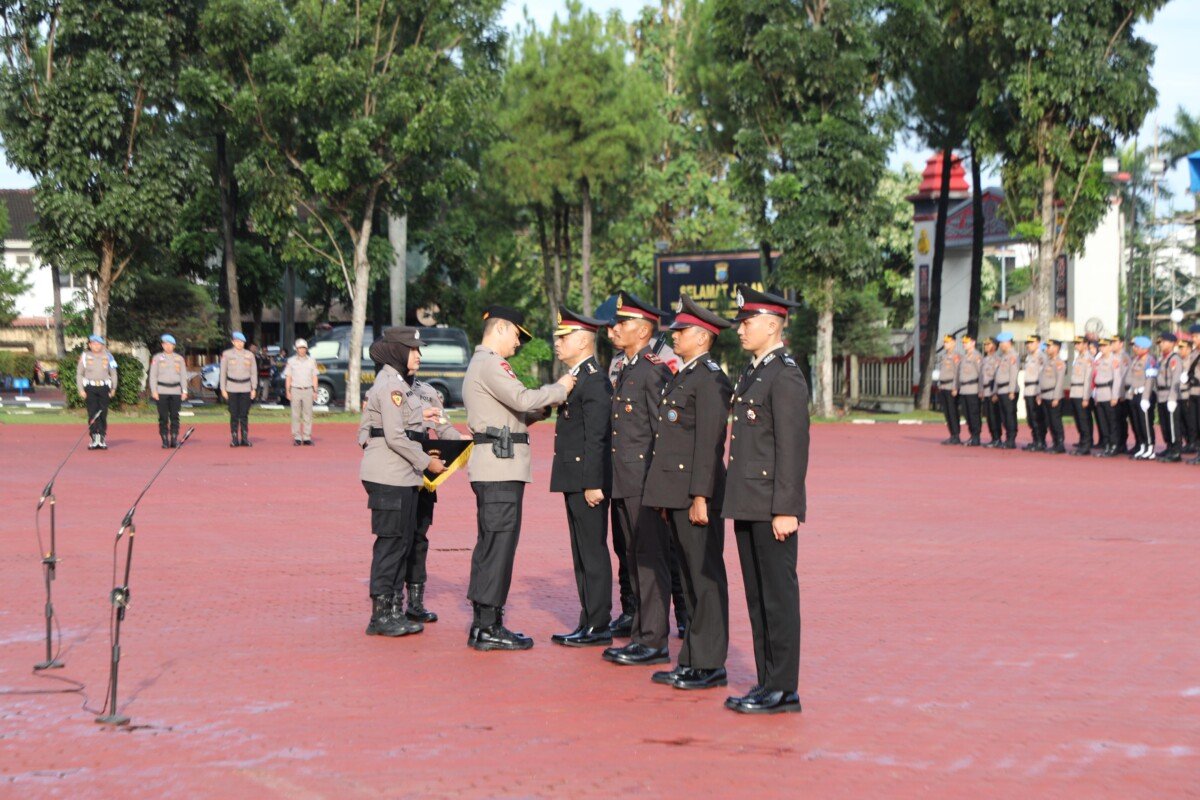 136 Personel Dianugerahi Satyalancana, Polda Sumut Tegaskan Komitmen Profesionalisme   