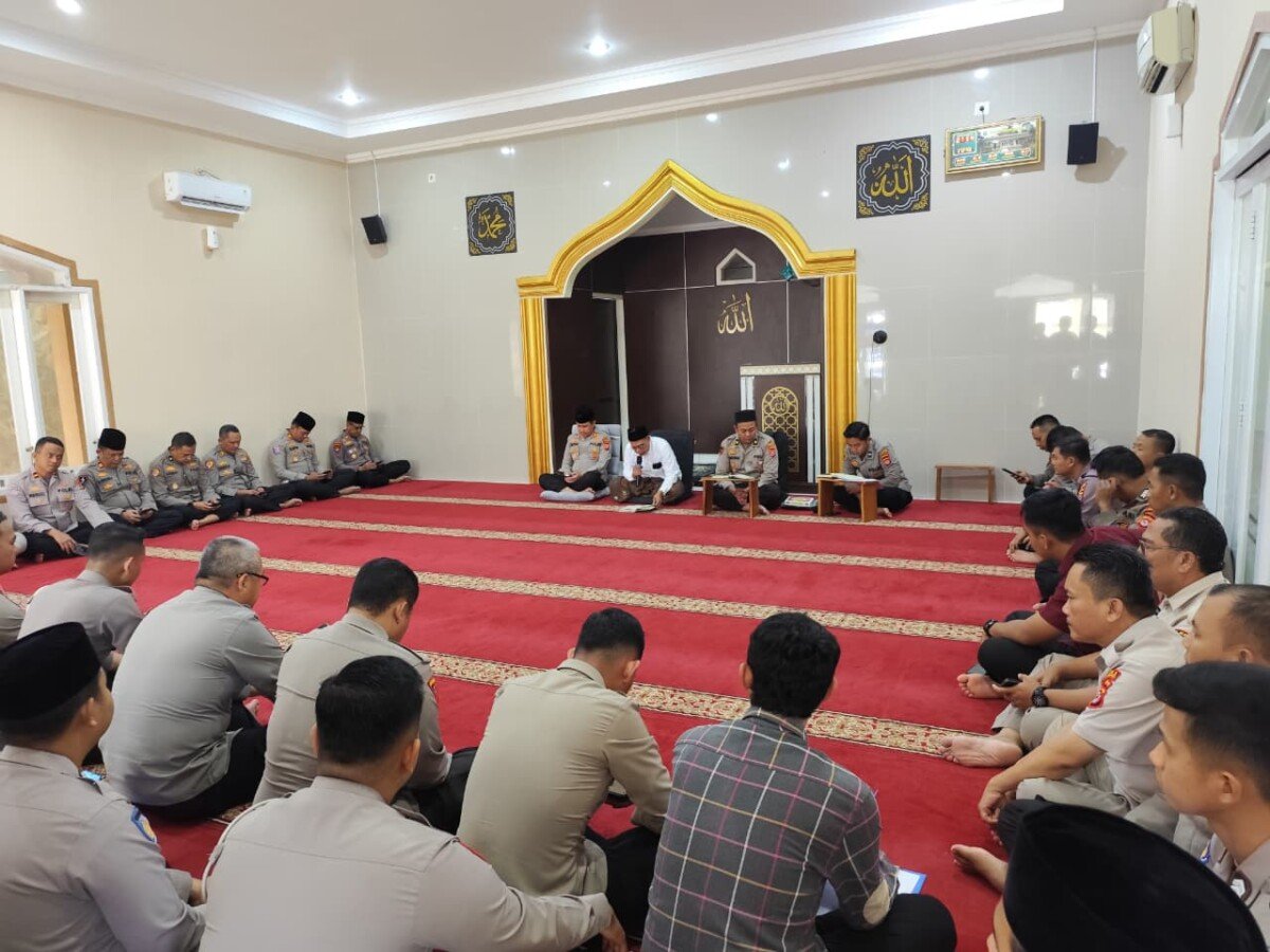Sambut Ramadhan 1447 H, Polres Pandeglang Awali Tugas dengan Ngaji Bareng dan Penguatan Rohani Personel