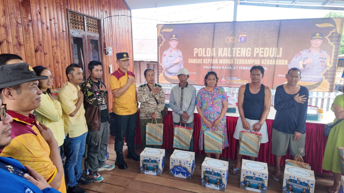 Polda Kalteng Gelar Aksi Bakti Sosial dan Kebersihan di Lokasi Kebakaran Mendawai, Wujud Solidaritas Untuk Indonesia Asri