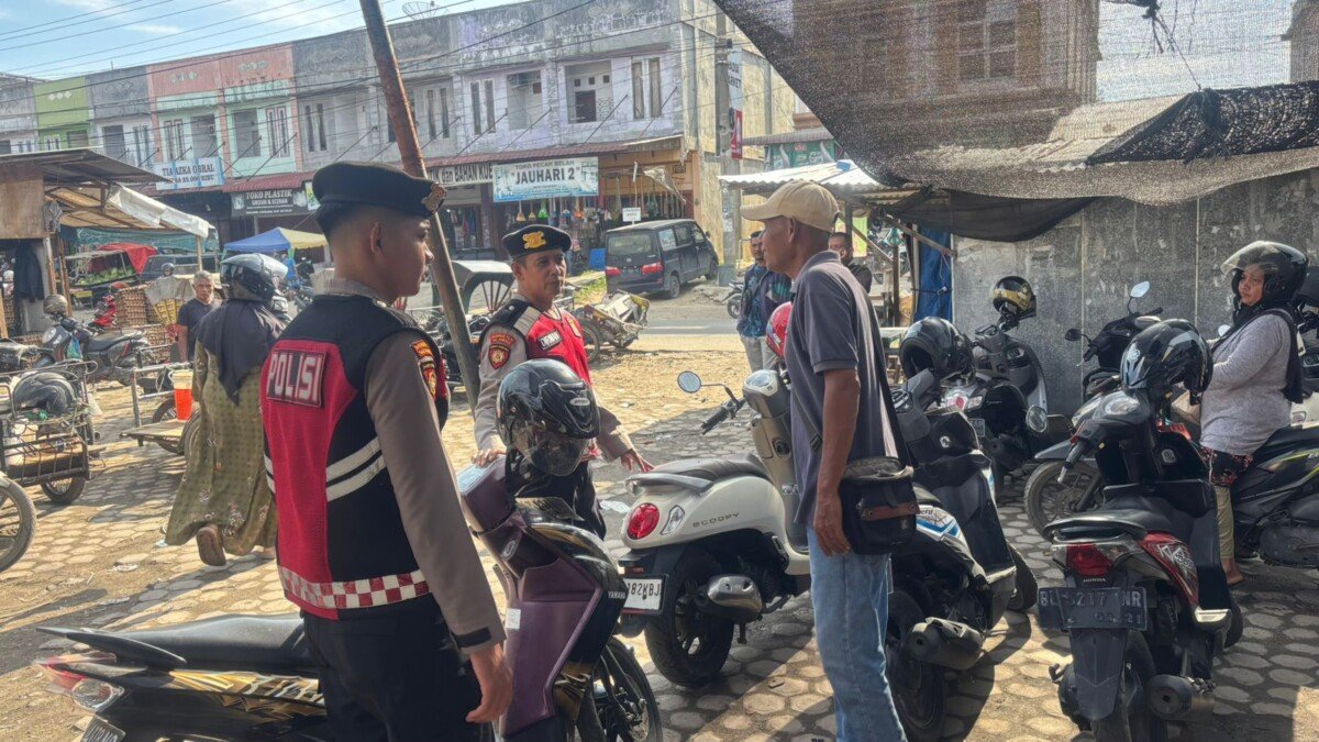 Patroli Kota Presisi Sisir Pusat Ekonomi, Sat Samapta Polres Lhokseumawe Perkuat Rasa Aman Warga