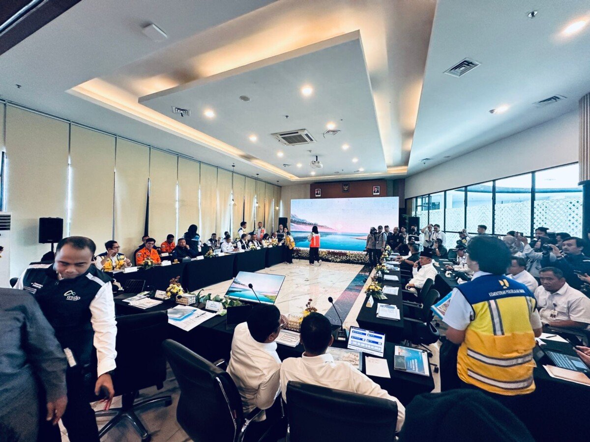 Komisi V DPR RI Tinjau Kesiapan Pelabuhan Merak Jelang Mudik Lebaran 2026, Kapolres Cilegon Turut Mendampingi Kegiatan