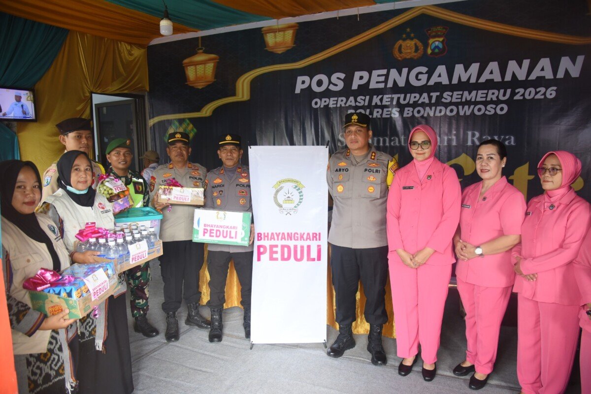Bhayangkari Peduli, Beri Semangat dan Dukungan Petugas di Pos Yan Ketupat Semeru 2026