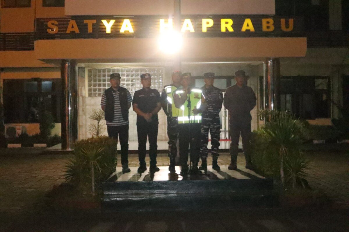 Apel Pengamanan dan Patroli bersama Forkopimda Kota Cilegon dan Stakeholder terkait pada malam Takbiran menyambut Hari Raya Idulfitri 1447 H/2026