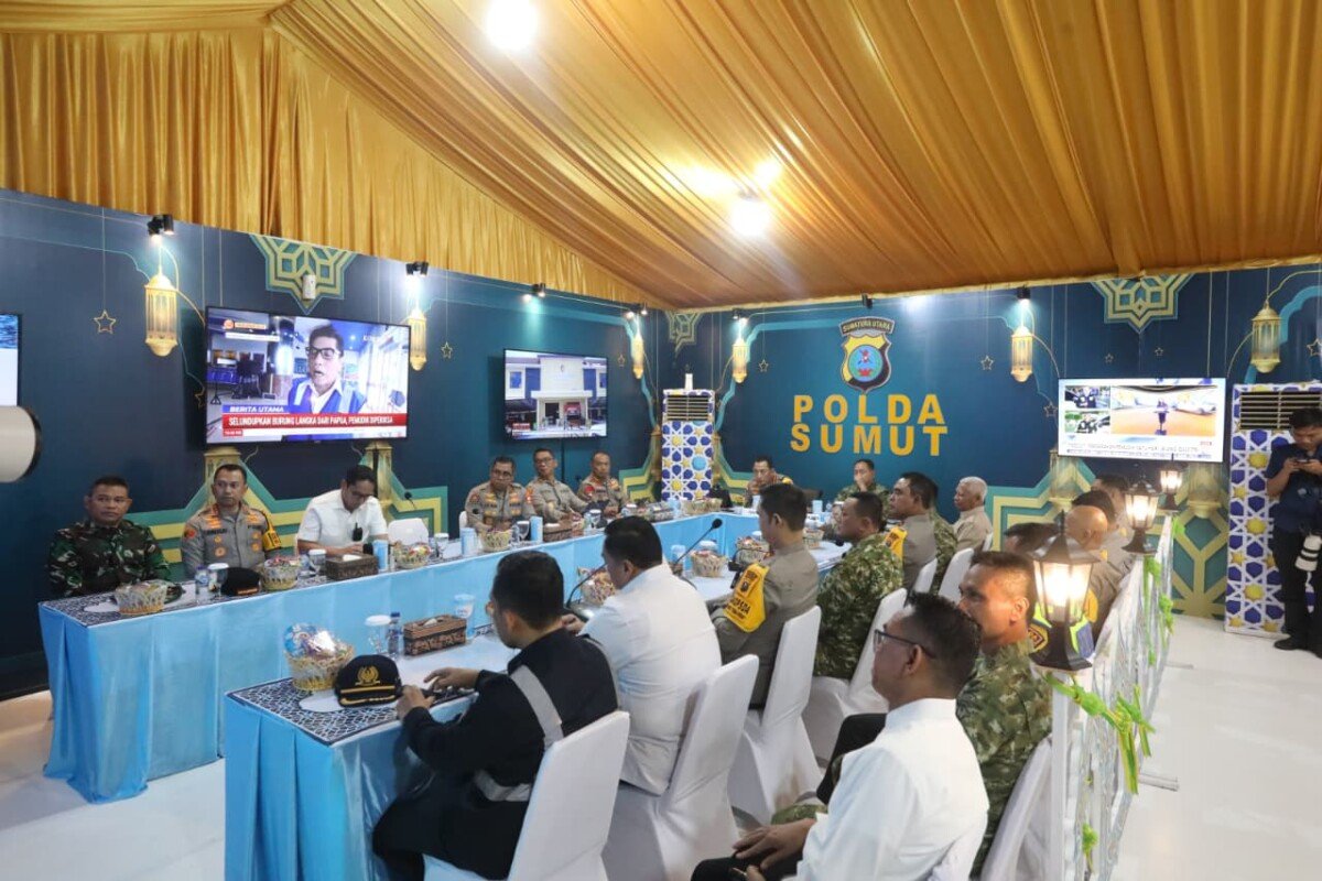 Kapolda Sumut Dampingi Kapolri Pimpin Pemantauan Nasional Malam Takbiran dari Medan
