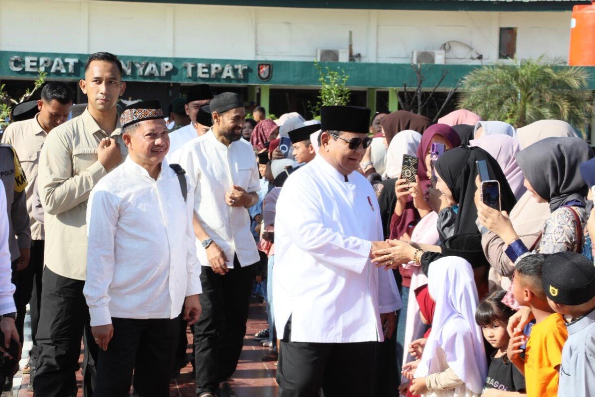 Kasatgas Tito Bersama Presiden Laksanakan Salat Idulfitri di Kabupaten Aceh Tamiang