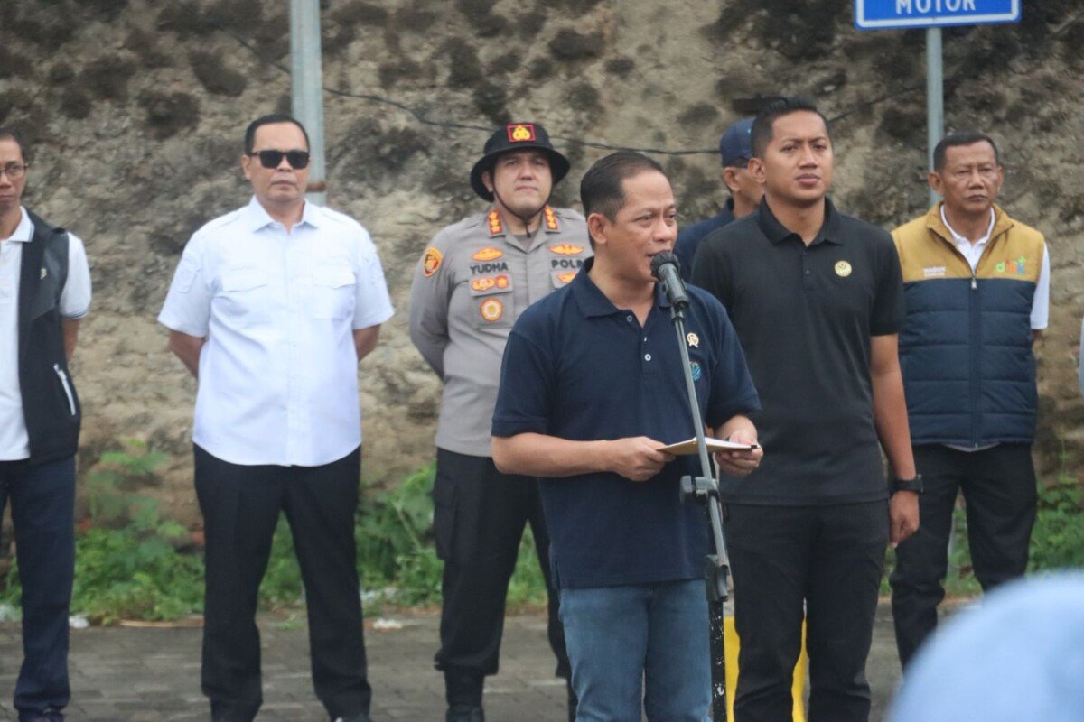 Polresta serang kota mendukung program bapak Presiden Indonesia Asri bersama pak Menteri Lingkungan Hidup