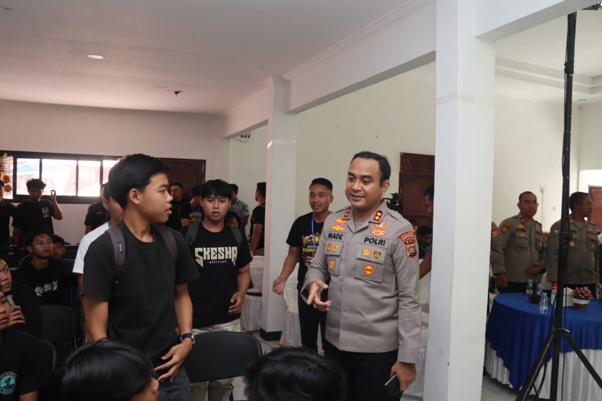 Hangat dan Edukatif, Kapolres Karangasem Sapa Peserta Turnamen E-Sport Sambil Titipkan Pesan Kamtibmas