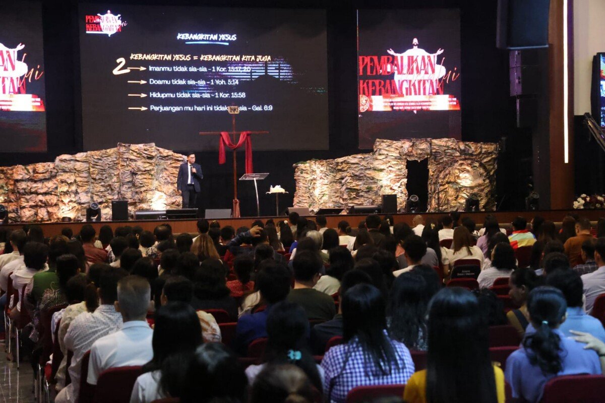 POLDA KEPRI HADIR BERIKAN RASA AMAN, PERAYAAN PASKAH 2026 DI KOTA BATAM BERLANGSUNG LANCAR DAN KHIDMAT