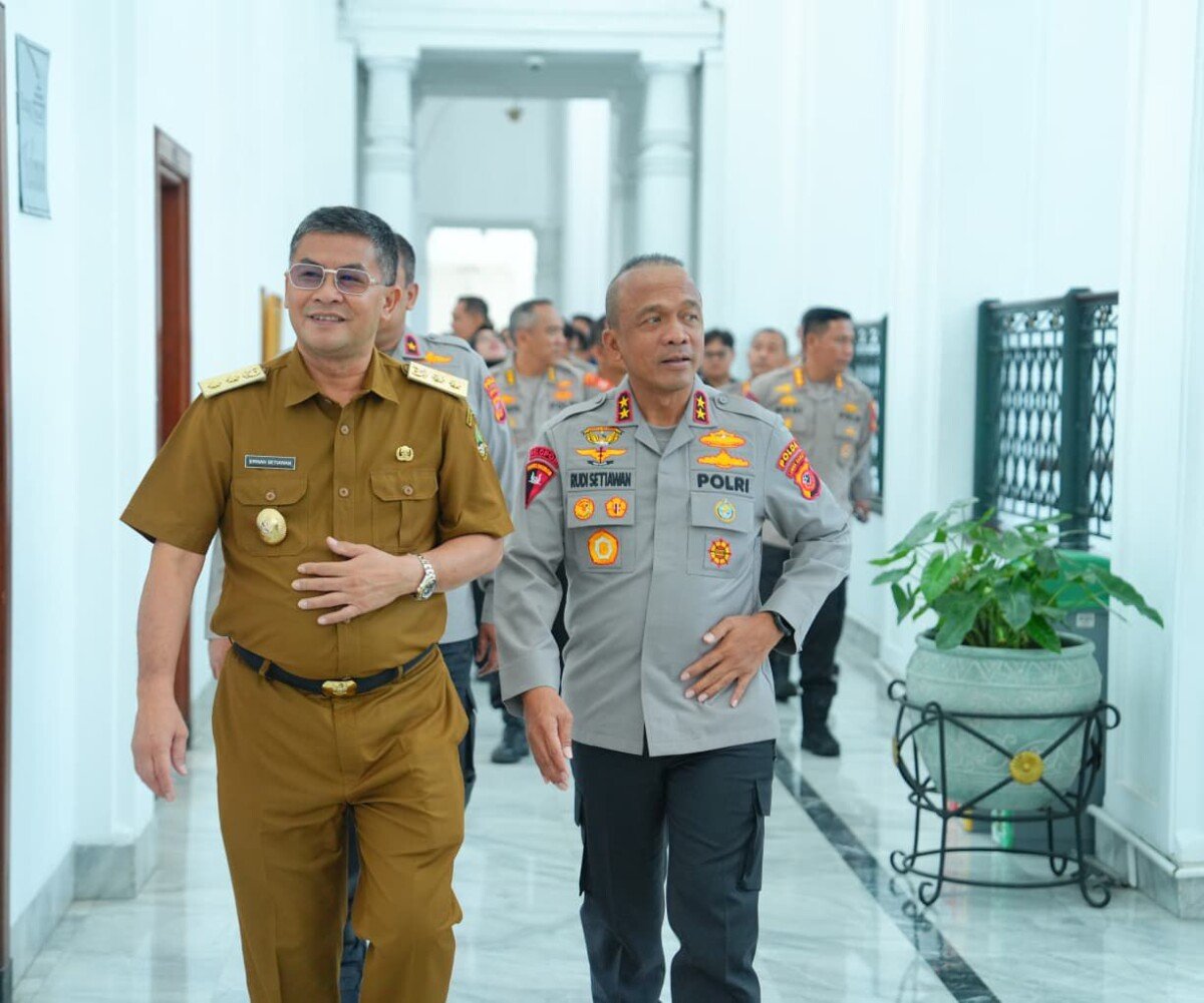 Bangun Komunikasi Konstruktif, Kapolda Jabar Gelar Silaturahmi Strategis Bersama Pemprov Jawa Barat