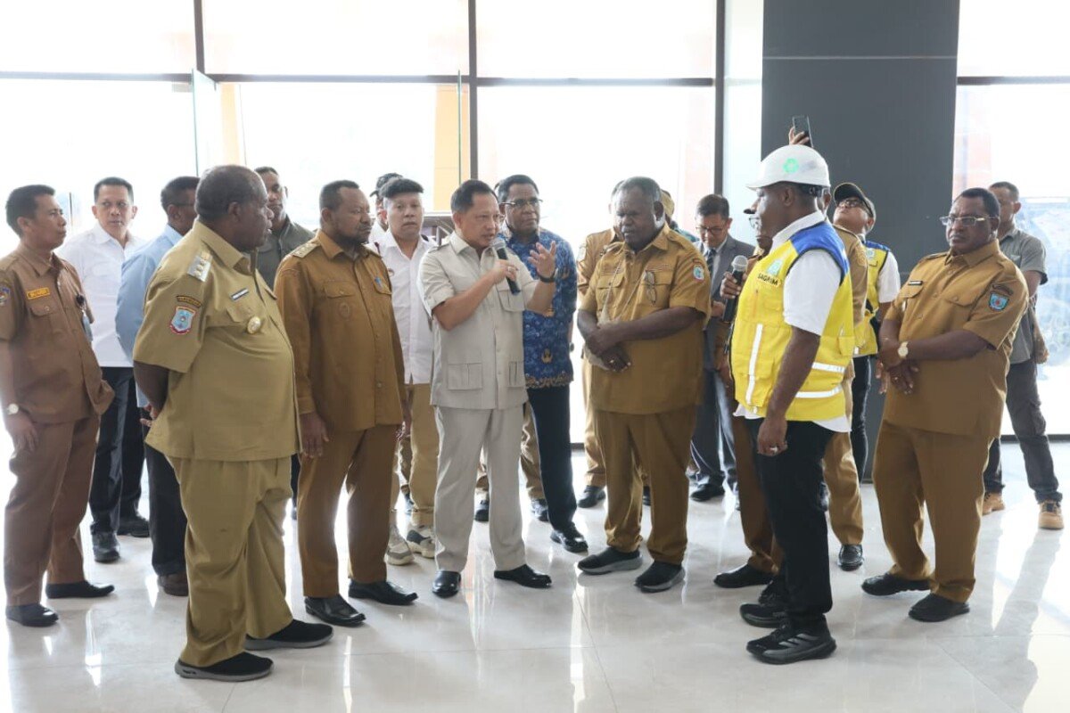 Awali Kunjungan di Papua Barat Daya, Mendagri Tito Tinjau Kawasan Pusat Pemerintahan