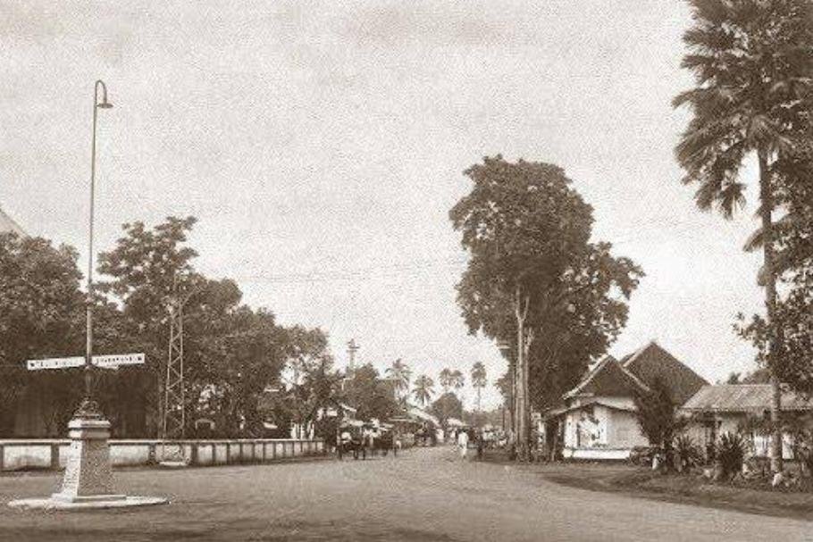 Jejak Darah Bangsawan Besuki: Kisah Raden Kusnandar Kabur dari AKABRI, Ayahnya Wafat karena Memikirkan Sang Anak, hingga Konflik Warisan Tak Berujung