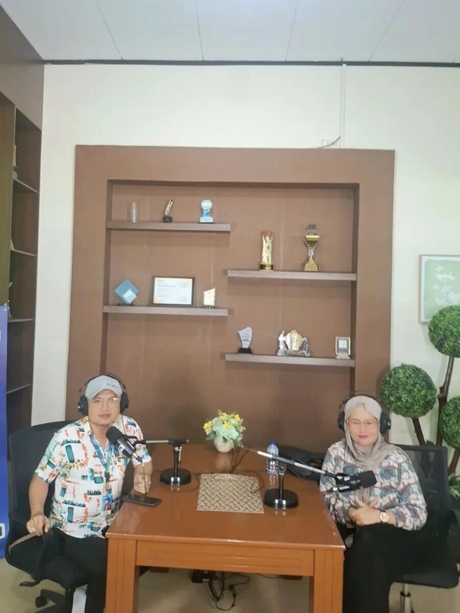 Viral di Gorontalo, Istri Ketum FRN Agus Flores Resmi Jadi Kepala Sekolah, Karier Cemerlang Guru Jadi Sorotan