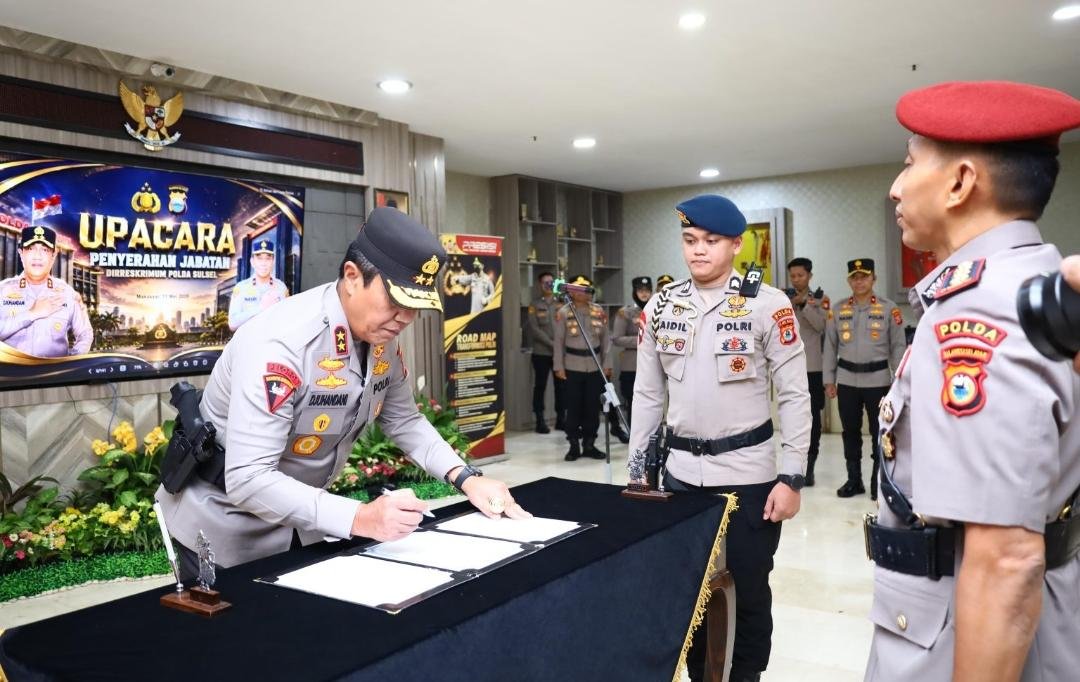 Penyerahan Jabatan Dirreskrimum Polda Sulsel, Kapolda Sampaikan Terima Kasih atas Dukungan dan Kinerja Selama Bertugas