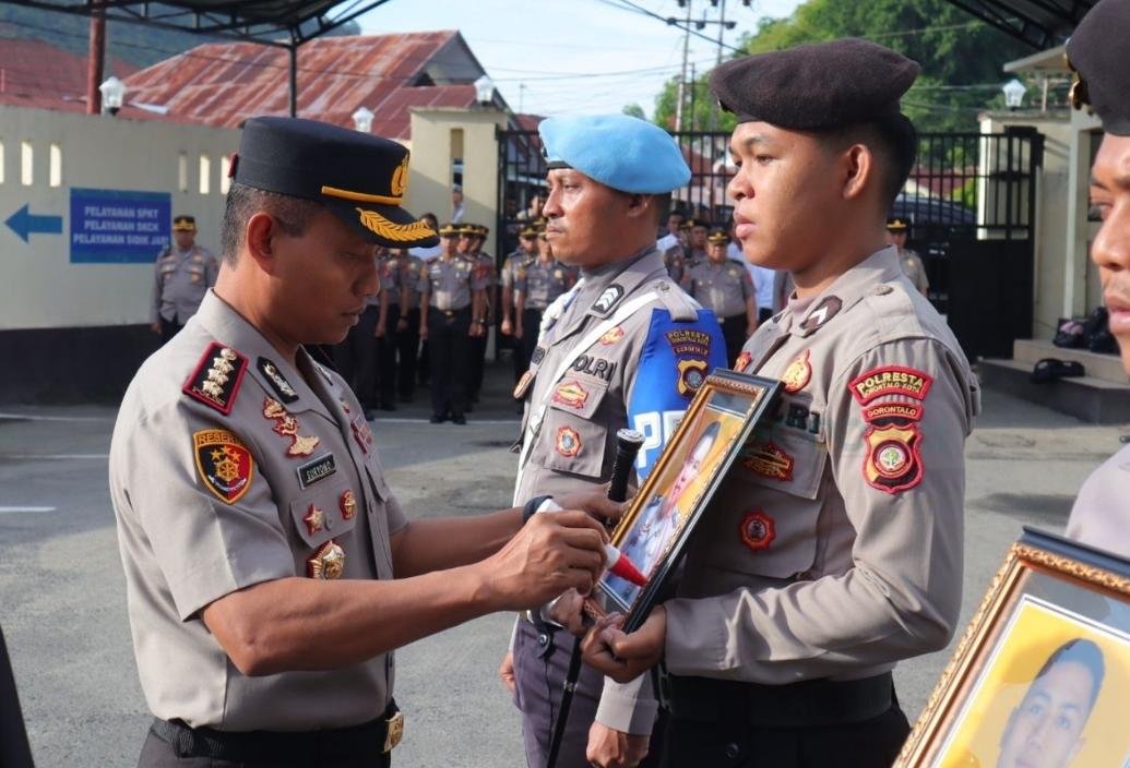 Tegas! Langgar Kode Etik, Dua Anggota Polresta Gorontalo Kota Resmi di PTDH