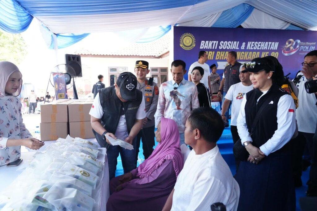 Sambut Hari Bhayangkara ke-80: Wakapolri Tinjau Langsung Bakti Kesehatan di Megamendung
