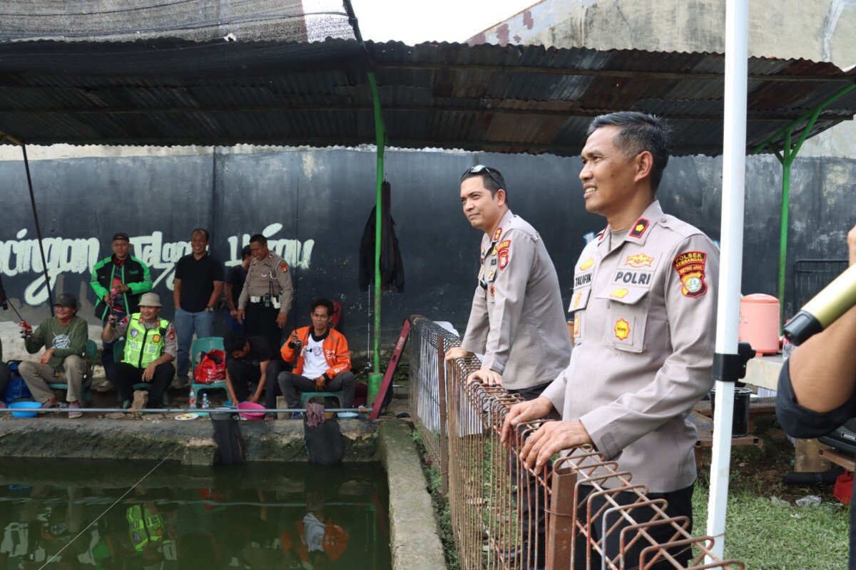 Sambut Hari Bhayangkara ke-80 Jadi Ajang Silaturahmi, Polsek Kembangan Gelar Lomba Mancing Bersama Warga
