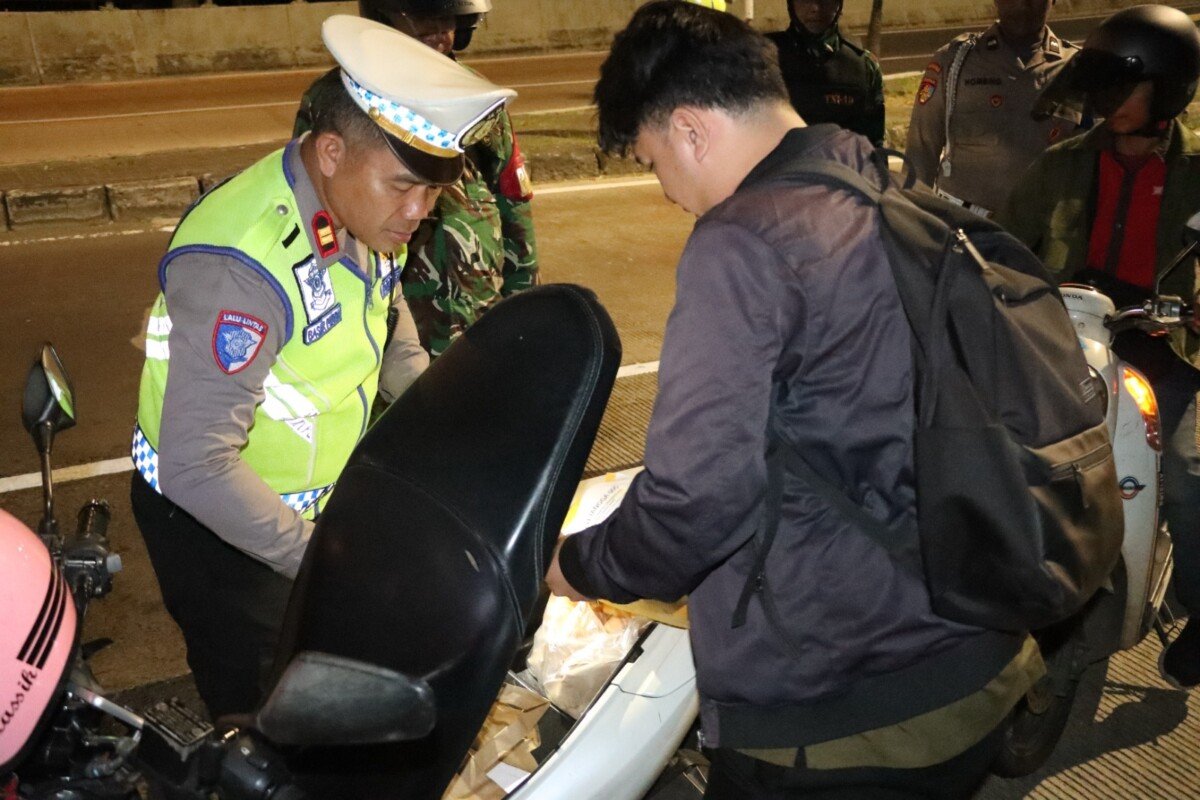 Patroli dan Razia Dini Hari Polres Jakbar, Ciptakan Rasa Aman di Seluruh Wilayah Jakarta Barat