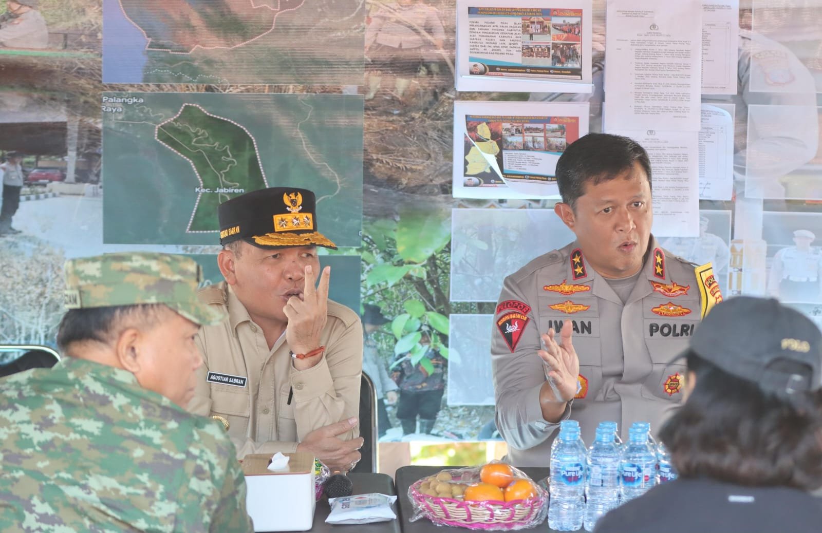 Kapolda dan Gubernur Kalteng Tinjau Posko Karhutla di Tumbang Nusa