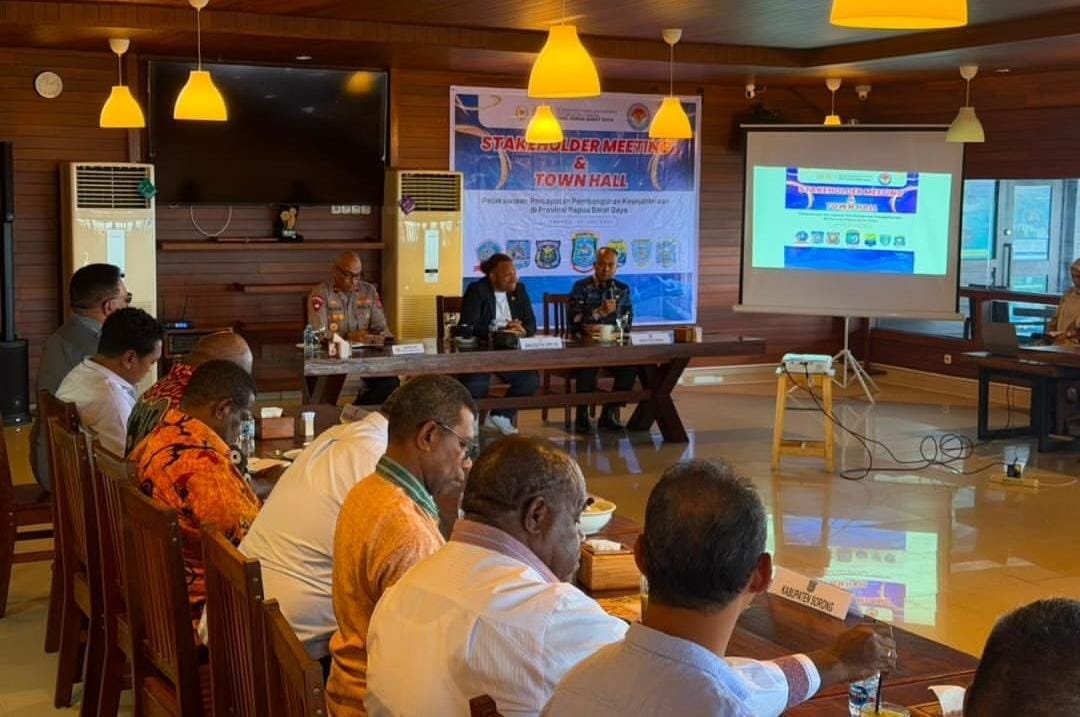 Dorong Percepatan Pembangunan Kesejahteraan Papua Barat Daya, Kapolda Hadiri Pertemuan Strategis Otsus di Sorong