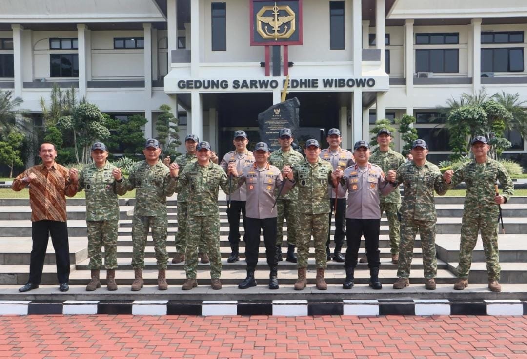 Sambangi Mako Kopassus, Kapolda Metro dan Pangdam Jaya Tegaskan Soliditas TNI-Polri