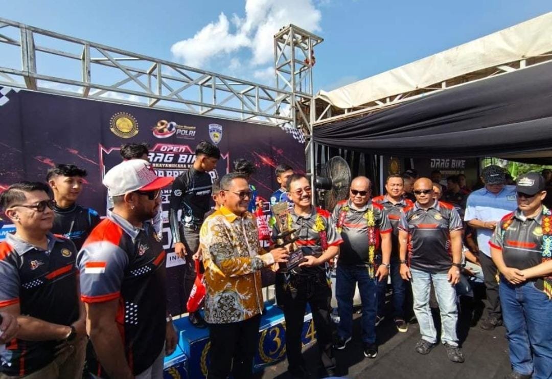 Diikuti 506 Pembalap, Akpol 1990 Gelar Drag Bike Dhira Brata Cup 2026 Guncang Samarinda