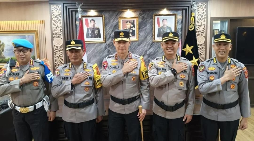 Kapolda Bali Pimpin Penyerahan Jabatan Karolog, Kombes Pol. Leo Joko Triwibowo Resmi Menjabat