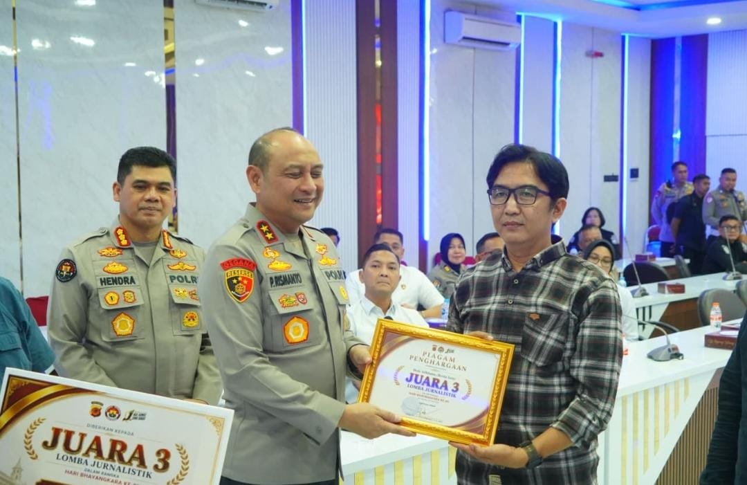 Pererat Kolaborasi Lewat Lomba Jurnalistik, Kapolda Jabar Ajak Insan Pers Jadi Garda Terdepan Perangi Hoaks di Era Digital