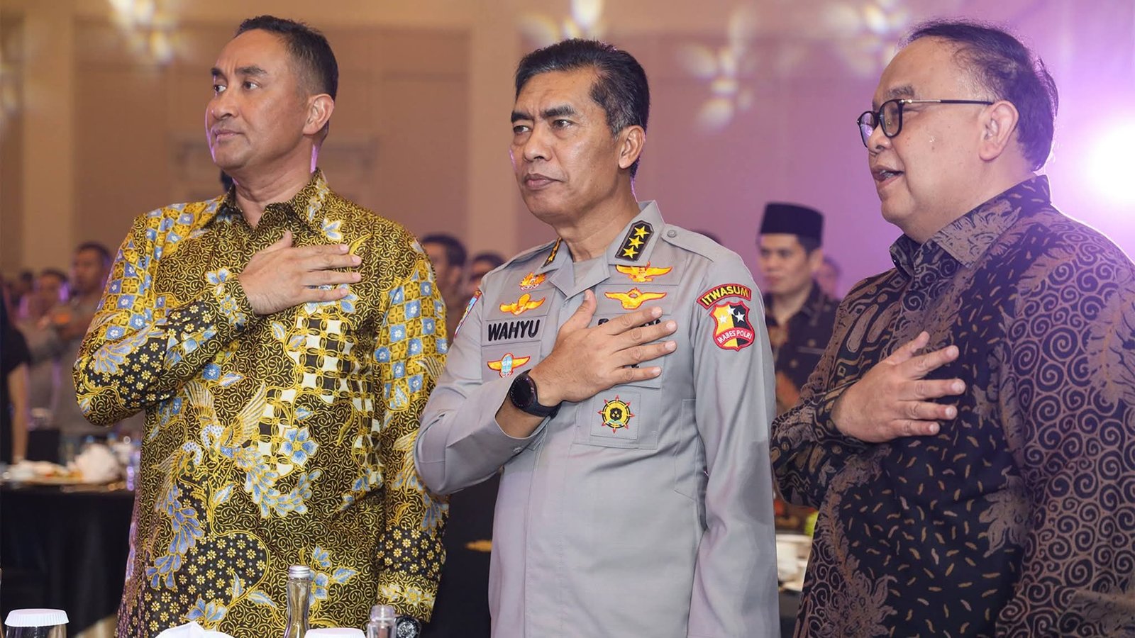 Kepala BNN RI Hadiri Malam Penganugerahan Hoegeng Awards 2026 di Ballroom The Tribrata Darmawangsa