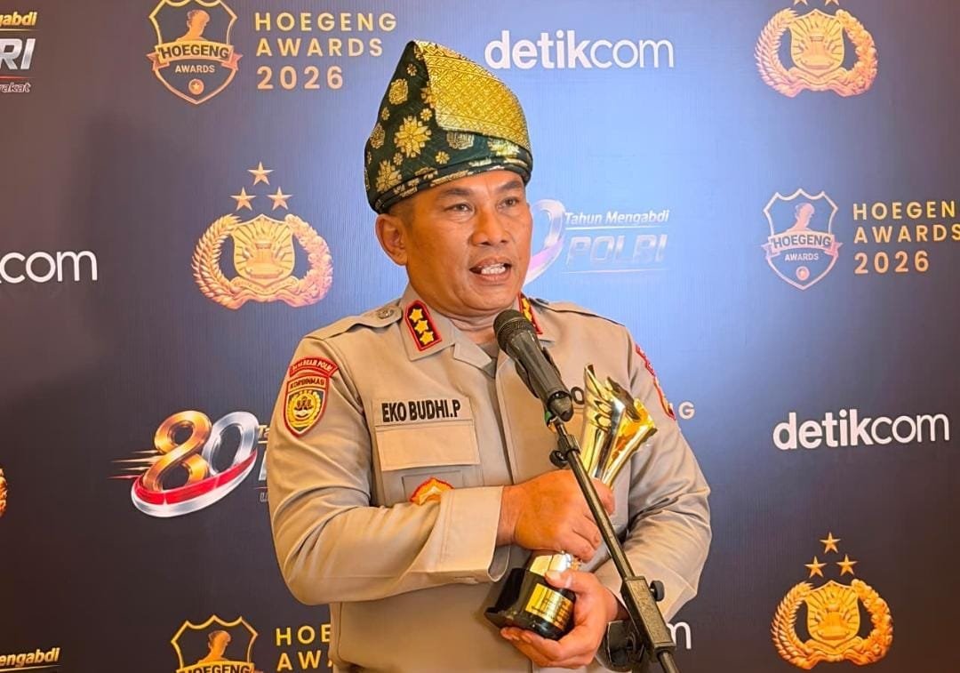 Raih Hoegeng Awards 2026, Dirbinmas Polda Riau Kombes Eko Budhi Sabet Gelar Polisi Berdedikasi