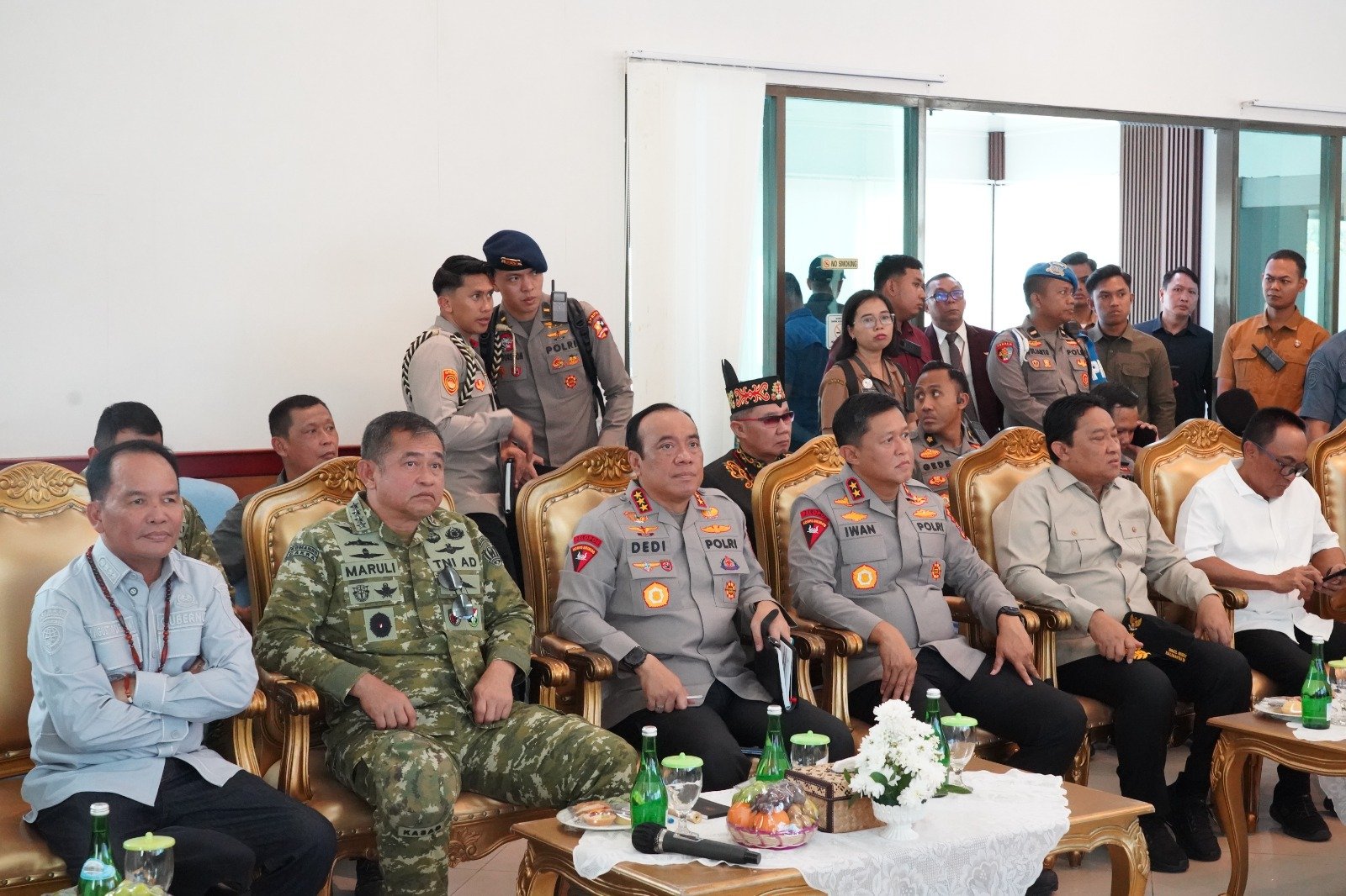 Kapolda Kalteng Bersama Wakapolri dan KASAD Sambut Presiden RI di Palangka Raya
