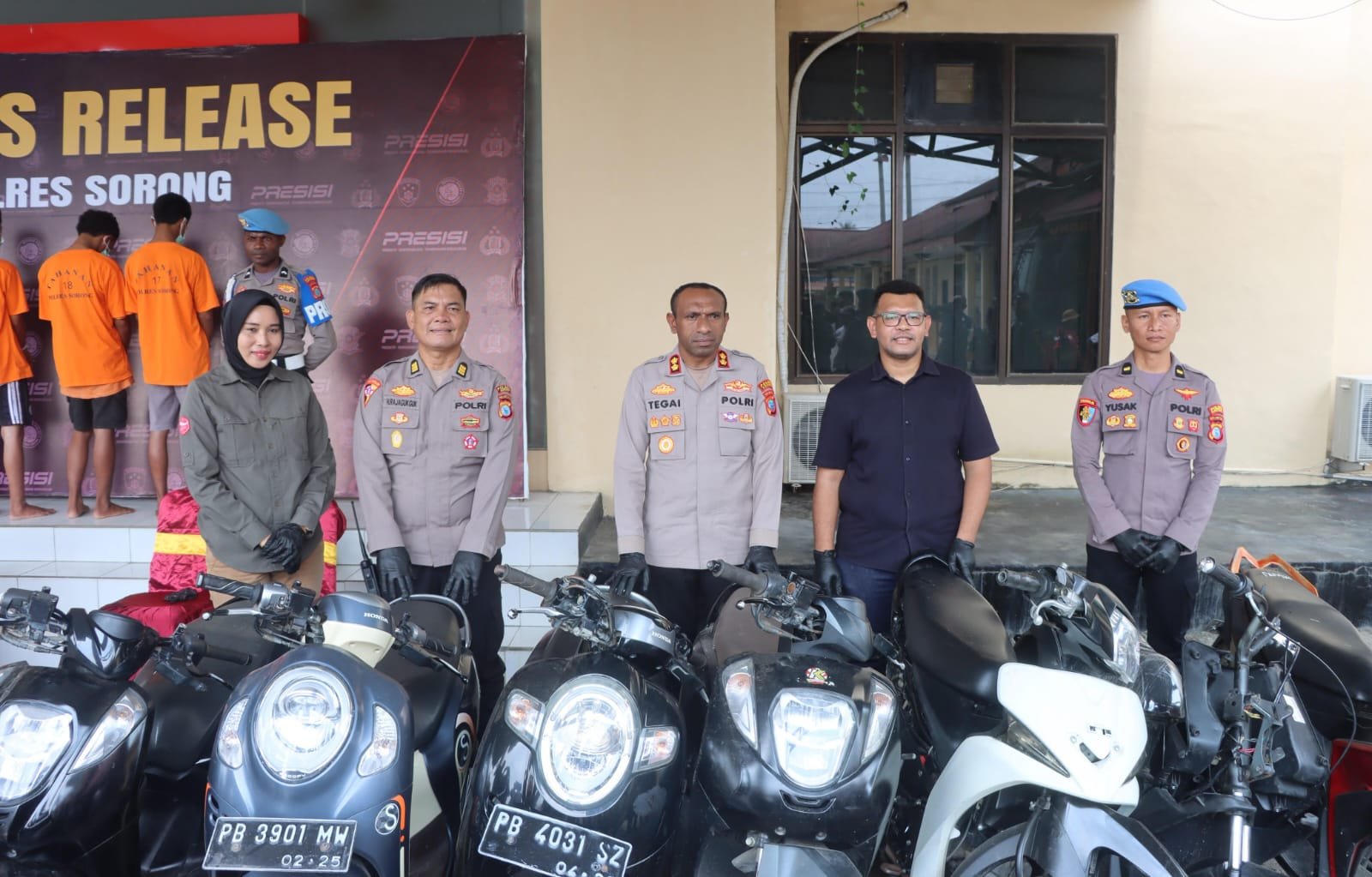 Polres Sorong Ungkap Dua Kasus Kejahatan Menonjol: Pencurian 20 Unit Motor dan Pemerkosaan Bermotif Curas