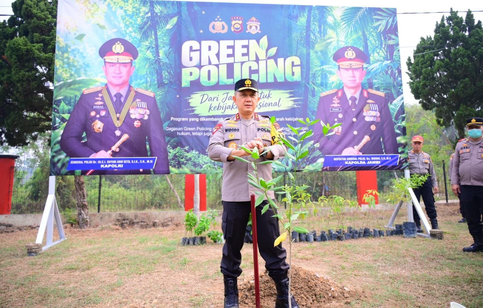 Kapolda Jambi Pimpin Penanaman Pohon di SPN, Wujudkan Komitmen Green Policing dan Pelestarian Lingkungan