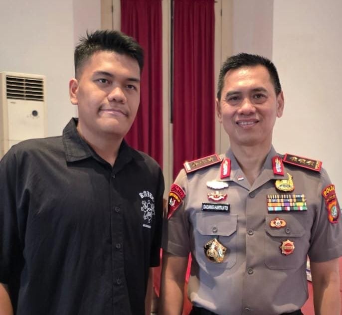 KETUA KOMISI GERMASA GPIB IMMANUEL JAKARTA APRESIASI KAPOLDA METRO JAYA DALAM KEGIATAN MINGGU KASIH, PERKUAT HARMONI POLISI DAN MASYARAKAT