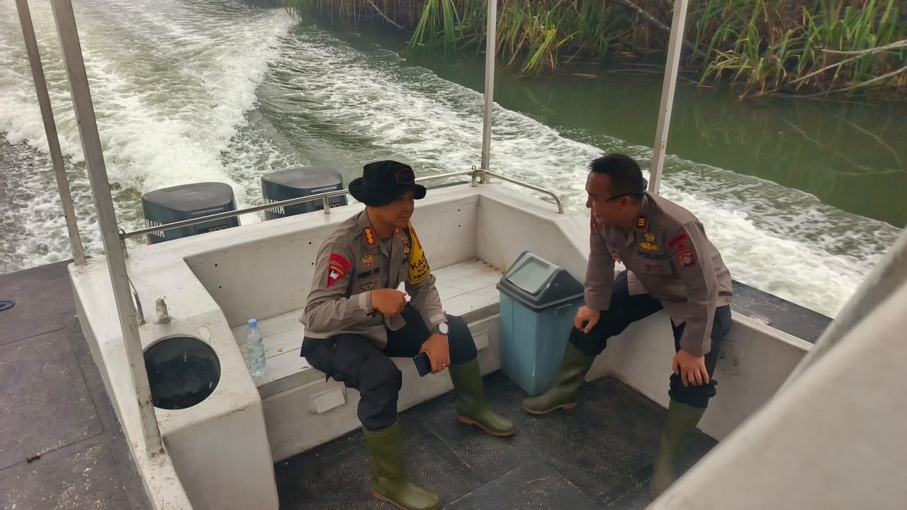 Hujan Bantu Basahi Lahan Bekas Karhutla, Brimob Kalteng Tetap Pantau Bara Api